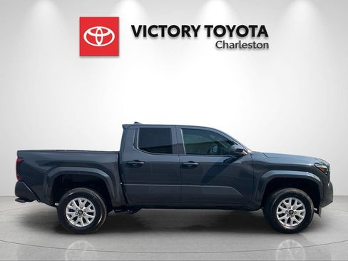 Used 2024 Toyota Tacoma SR w/ SR Upgrade Package AWD/4WD image 6