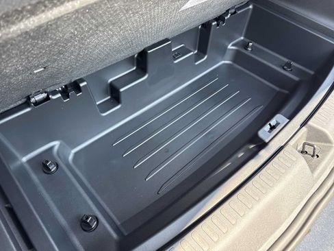 New 2026 Buick Enclave Sport Touring w/ Power Package FWD image 25