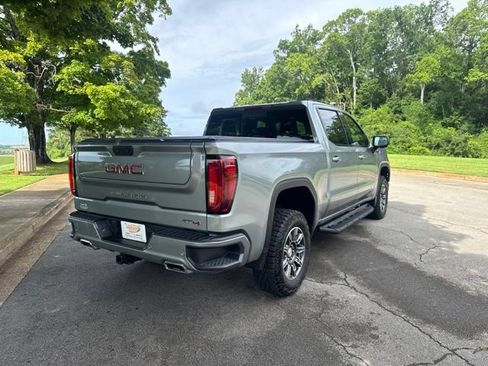 Used 2024 GMC Sierra 1500 AT4 w/ AT4 Preferred Package AWD/4WD image 7