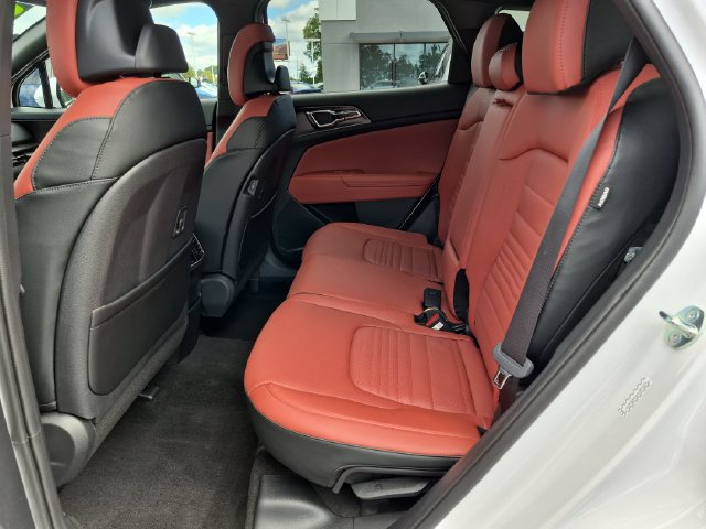New 2027 Kia Sportage SX FWD image 22