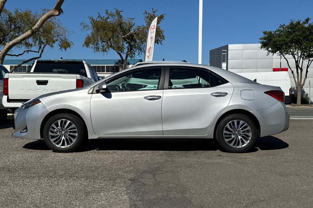 Certified 2019 Toyota Corolla XLE FWD image 6