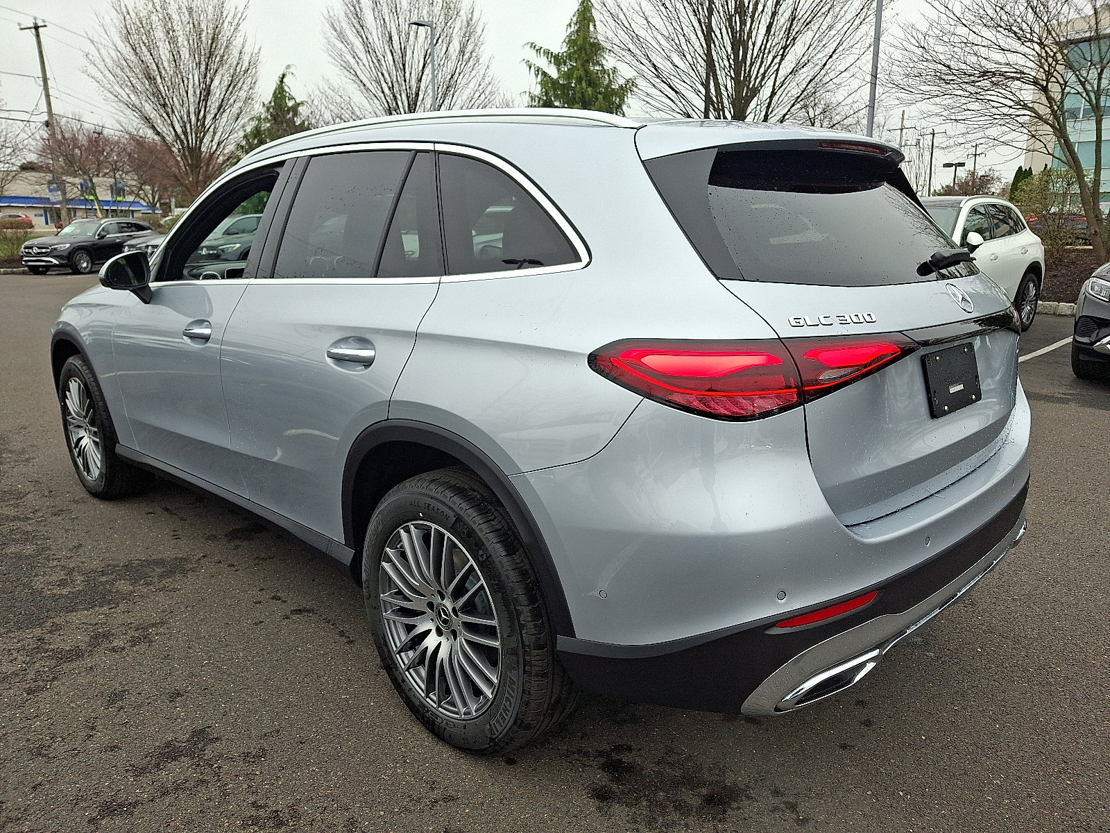 New 2026 Mercedes-Benz GLC 300 4MATIC image 4