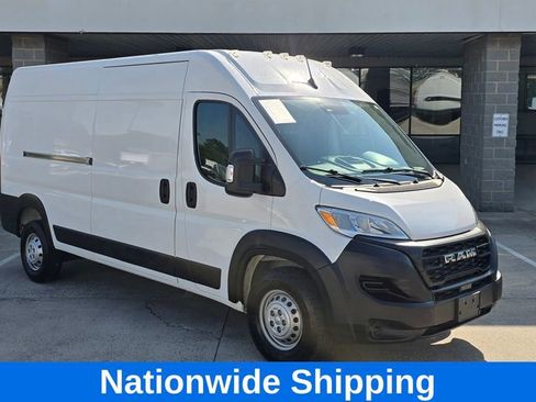 Used 2023 RAM ProMaster 2500 FWD image 2