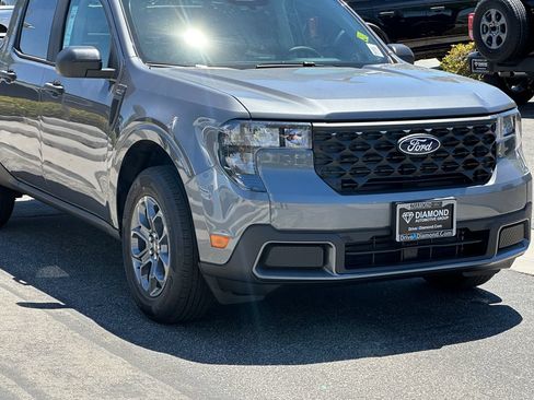 New 2026 Ford Maverick XLT FWD image 11