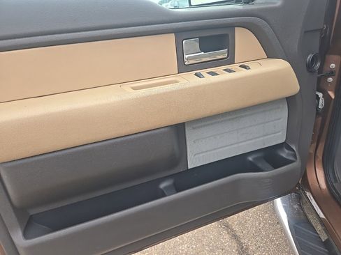 Used 2012 Ford F150 XLT w/ XLT Chrome Pkg image 11