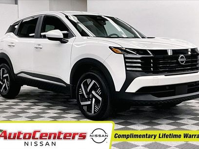 New 2025 Nissan Kicks SV