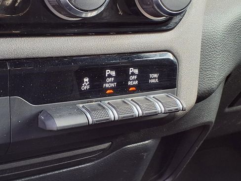 Used 2025 RAM 1500 Tradesman w/ Night Edition AWD/4WD image 29