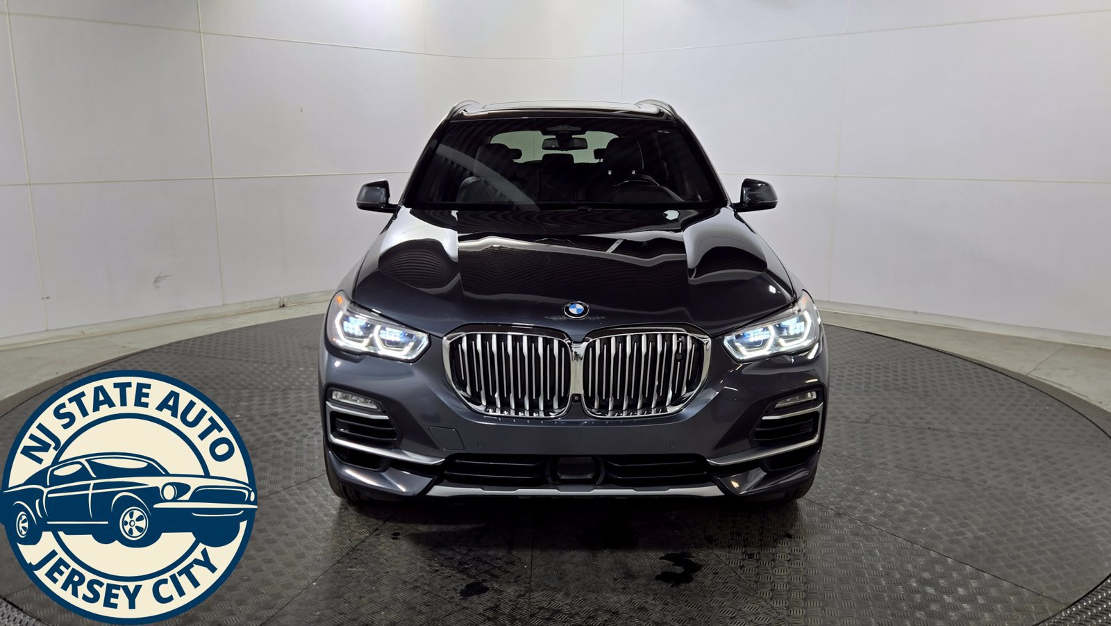 Used 2019 BMW X5 xDrive50i w/ Off-Road Package AWD/4WD image 2