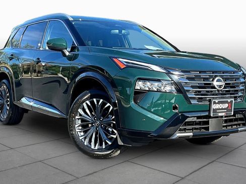 New 2026 Nissan Rogue Platinum AWD/4WD image 2