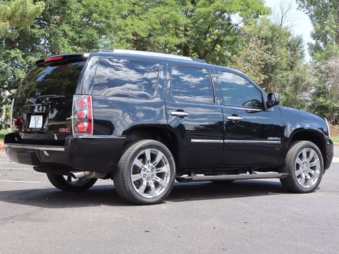 Used 2012 GMC Yukon Denali AWD/4WD image 5