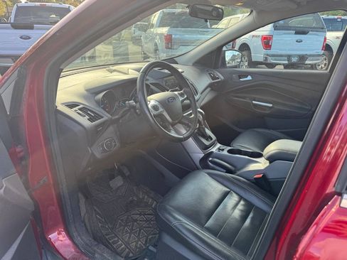 Used 2015 Ford Escape SE w/ Equipment Group 201A AWD/4WD image 11