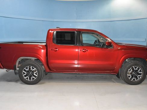 Certified 2022 Nissan Frontier SV AWD/4WD image 23
