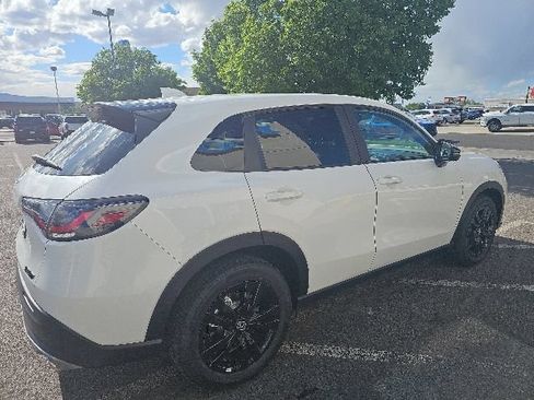 New 2026 Honda HR-V Sport image 5