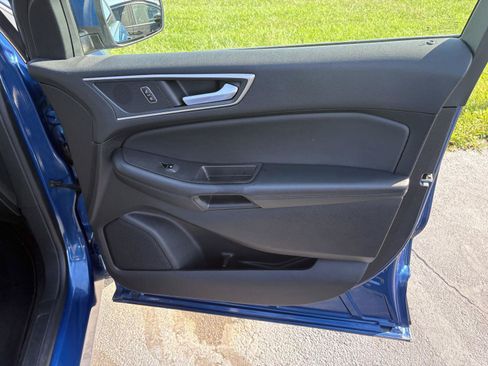 Used 2024 Ford Edge SEL AWD/4WD image 17