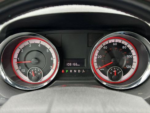 Used 2019 Dodge Grand Caravan SXT FWD image 19