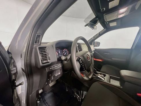 Used 2024 Nissan Frontier Pro-X w/ Technology Package RWD image 15