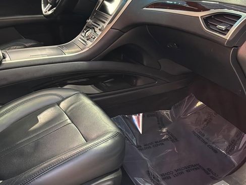 Used 2017 Lincoln MKZ Reserve w/ Climate Package image 20