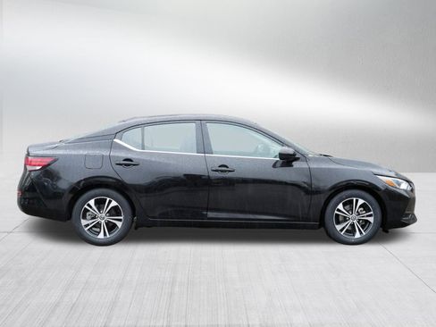 Certified 2022 Nissan Sentra SV w/ Trunk Package image 8