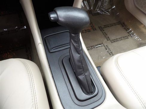 Used 2004 Chevrolet Impala SS w/ Preferred Equipment Group image 16