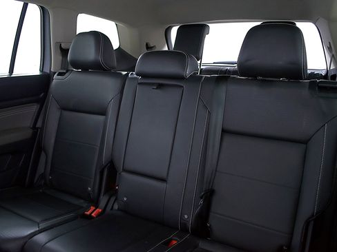 Used 2022 Volkswagen Atlas SE FWD image 17