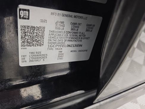 Used 2022 Chevrolet Silverado 1500 LT Trail Boss w/ Convenience Package II AWD/4WD image 10