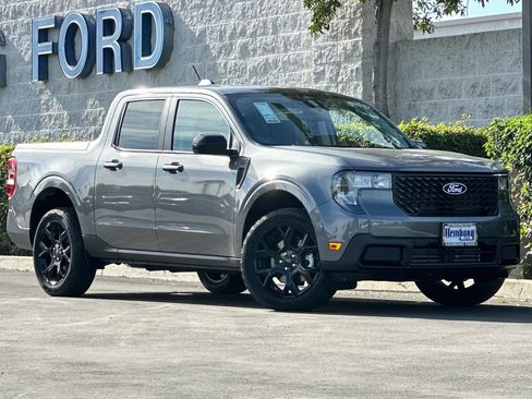 New 2026 Ford Maverick XLT w/ Black Appearance Package image 2