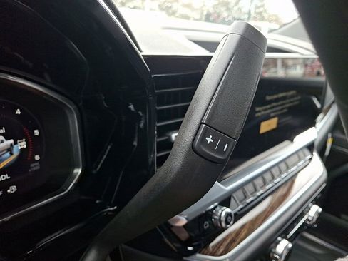 New 2026 GMC Sierra 2500 SLE w/ SLE Value Package; image 10