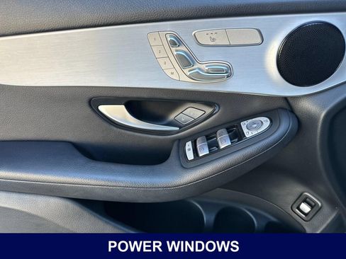 Used 2022 Mercedes-Benz GLC 300 image 13