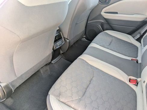 Used 2025 Subaru Forester image 16