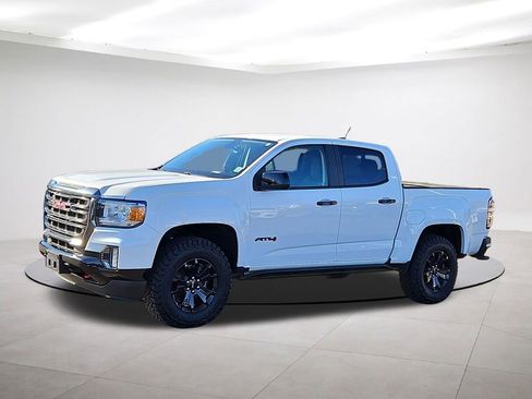 Used 2022 GMC Canyon AT4 image 3