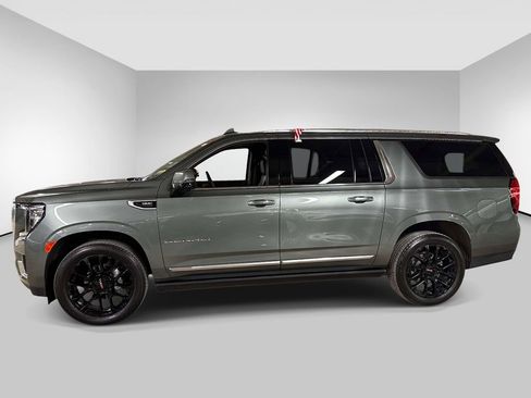 Used 2023 GMC Yukon XL Denali image 2