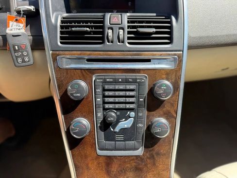 Used 2013 Volvo XC60 3.2 image 43