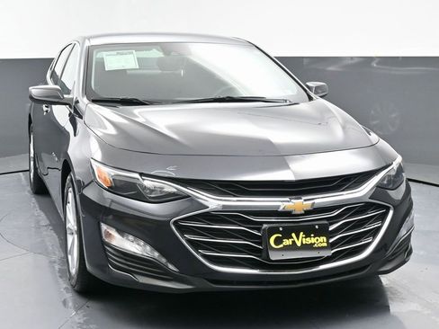 Used 2023 Chevrolet Malibu LT image 4