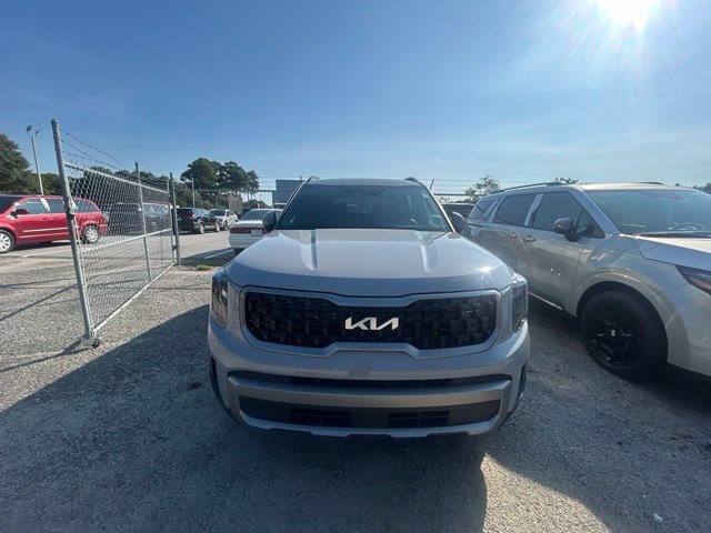 Certified 2023 Kia Telluride EX X-Line AWD/4WD image 2