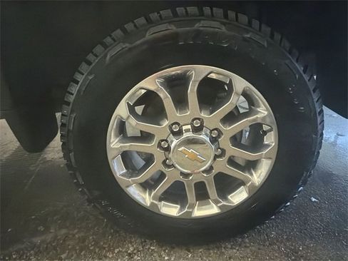 Certified 2025 Chevrolet Silverado 3500 LTZ w/ LTZ Premium Package image 10