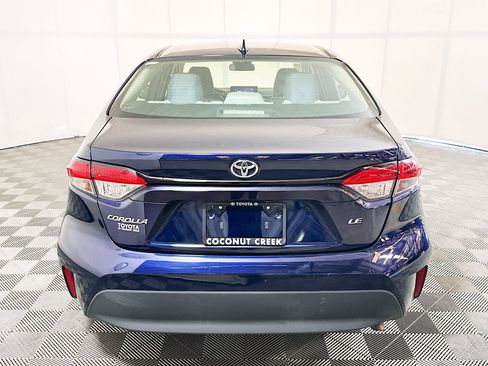 Used 2024 Toyota Corolla LE FWD image 4