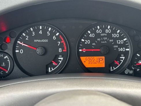 Used 2017 Nissan Frontier SV image 25