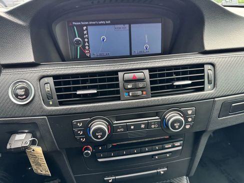 Used 2009 BMW M3 Convertible 2D image 41