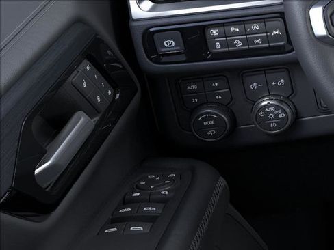 New 2026 GMC Yukon Denali AWD/4WD image 22