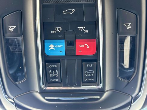 Certified 2024 Jeep Grand Cherokee Altitude AWD/4WD image 31