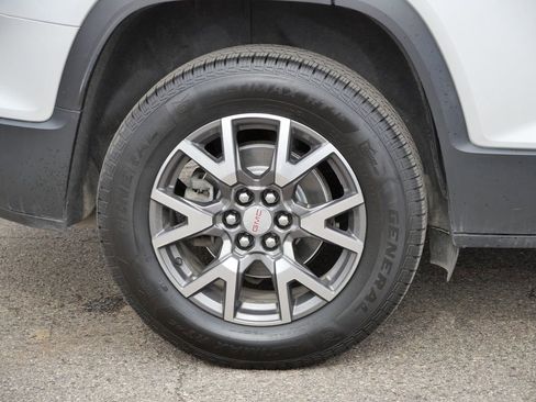 Used 2020 GMC Acadia SLE w/ Driver Convenience Package image 12