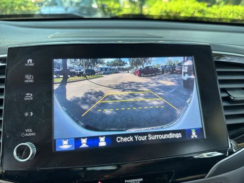 Used 2023 Honda Ridgeline RTL-E image 37