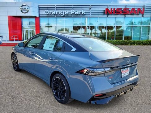 New 2026 Nissan Sentra SR w/ SR Premium Package FWD image 3