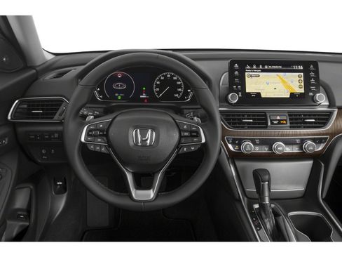 Used 2018 Honda Accord Touring image 4