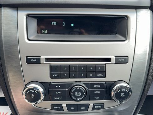 Used 2011 Ford Fusion SE w/ 202A Rapid Spec Order Code FWD image 9