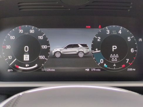 New 2026 Land Rover Discovery Dynamic SE image 16