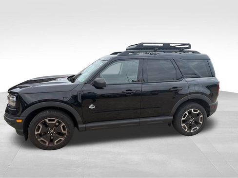 Used 2022 Ford Bronco Sport Outer Banks w/ Tech Package AWD/4WD image 3