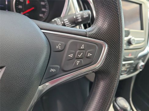 Used 2020 Chevrolet Equinox LT AWD/4WD image 25
