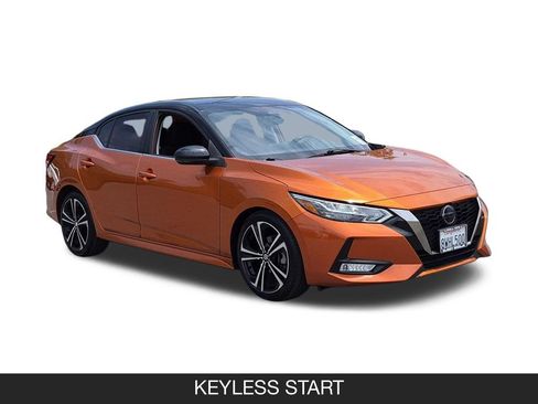 Used 2021 Nissan Sentra SR FWD image 2