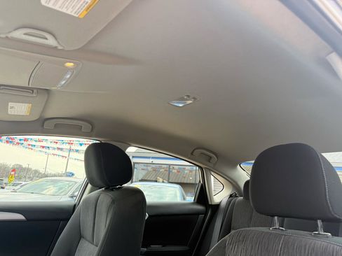 Used 2015 Nissan Sentra SV image 14